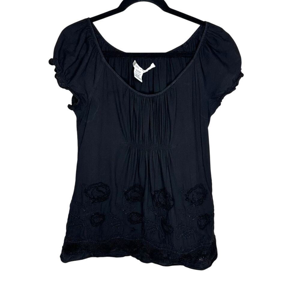 Max Studio Blouse M Black Embroidered Floral Ruffle Sleeve Cotton Pleated Bodice